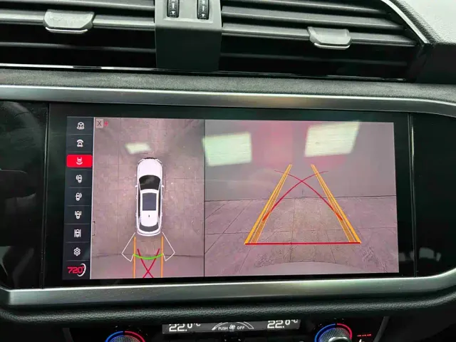 Audi Q3 — Фото автомобиля 11