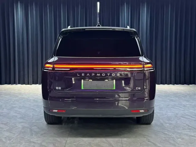 Leapmotor C16 — Фото автомобиля 8