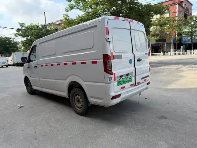 Dongfeng Yufeng Yufeng EM26 — Фото автомобиля 7