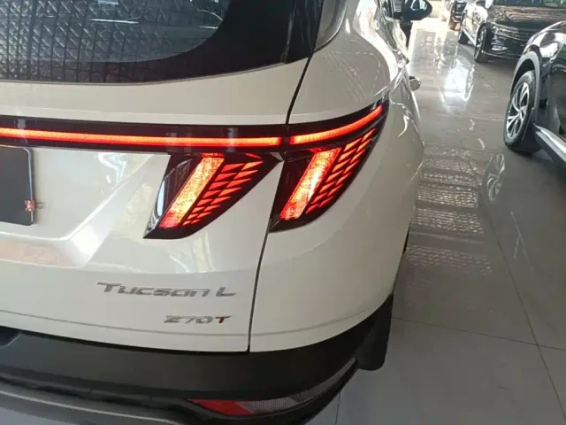 Hyundai Tucson — Фото автомобиля 7