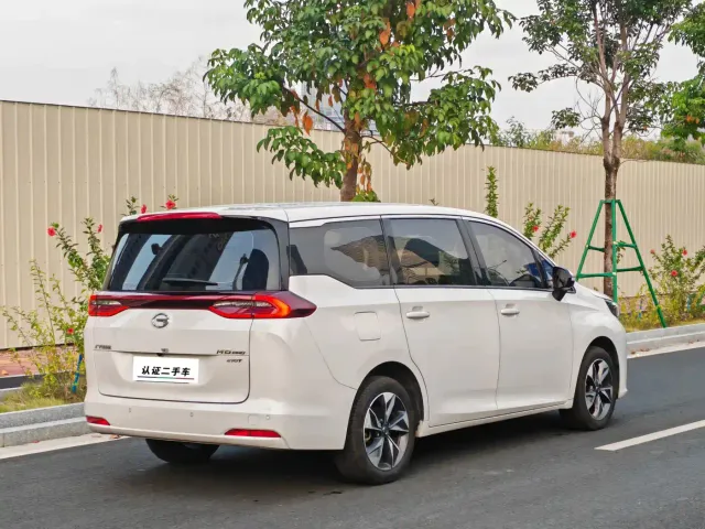 GAC Trumpchi M6 — Фото автомобиля 2