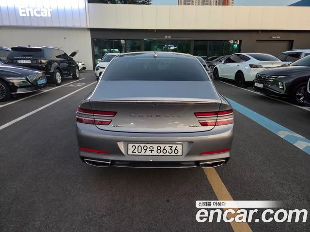 Genesis G80 RG3 — Фото автомобиля 3