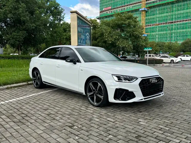 Audi A4L — Фото автомобиля 3