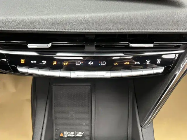 Cadillac CT6 — Фото автомобиля 24