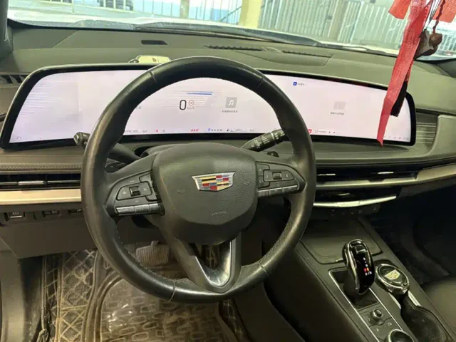 Cadillac XT4 — Фото автомобиля 5
