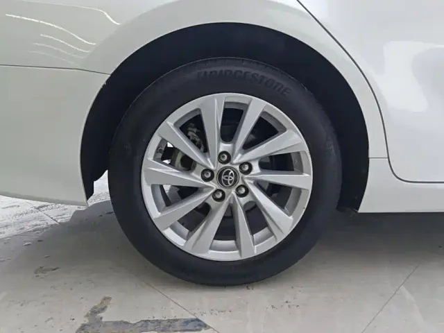 Toyota Camry — Фото автомобиля 6