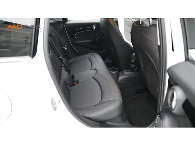 MINI Hatch — Фото автомобиля 8