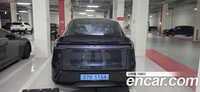 Фотография автомобиля — Tesla Model Y