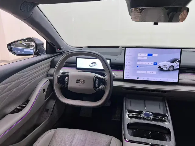 Geely Galaxy Xingyao 8 — Фото автомобиля 19