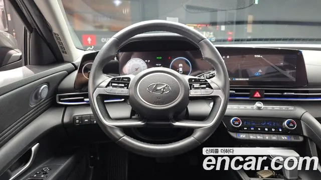 Hyundai Avante CN7 — Фото автомобиля 13