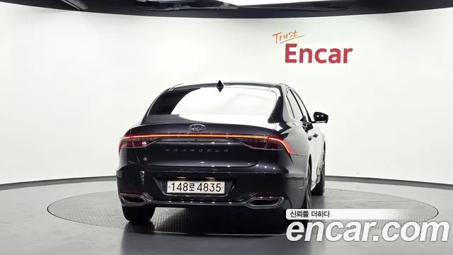 Hyundai Grandeur Grandeur (New) Hybrid — Фото автомобиля 4