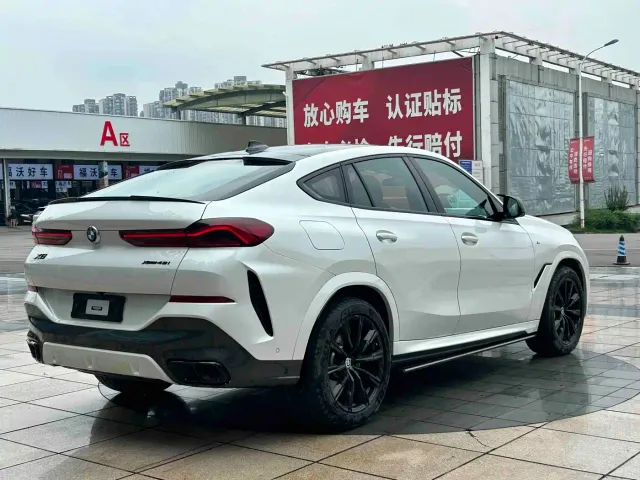 BMW X6 — Фото автомобиля 18