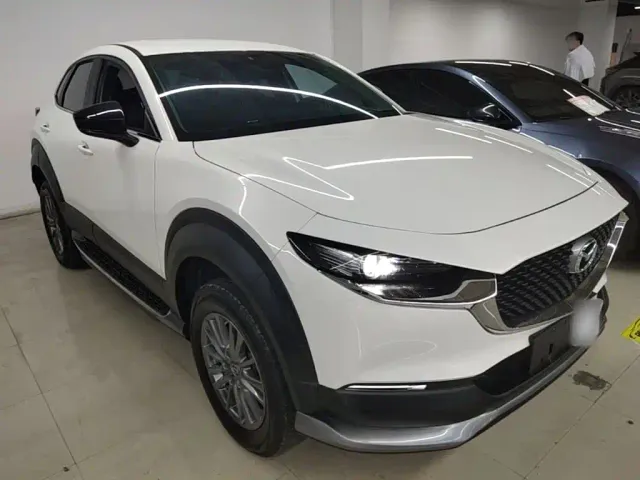 Mazda CX-30 EV — Фото автомобиля 3