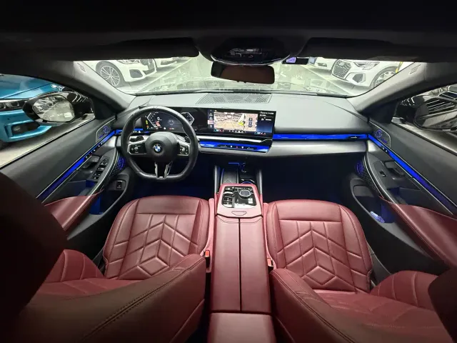 BMW 5 Series — Фото автомобиля 9