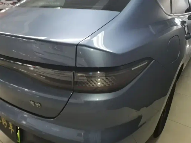 BYD Seal 05 DM-i — Фото автомобиля 7