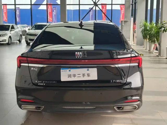 Buick LaCrosse — Фото автомобиля 4