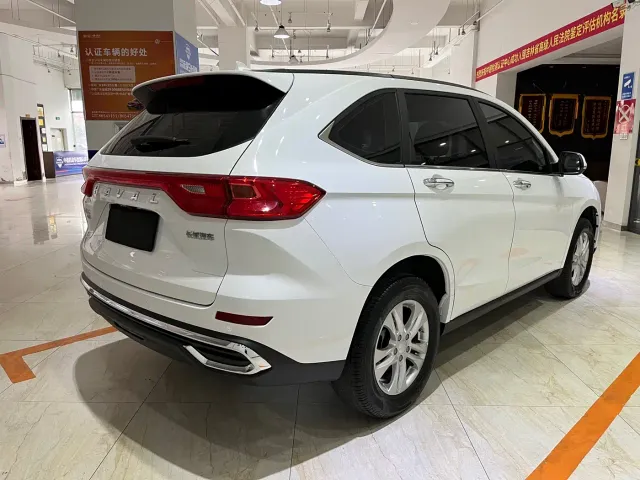 Haval M6 — Фото автомобиля 4