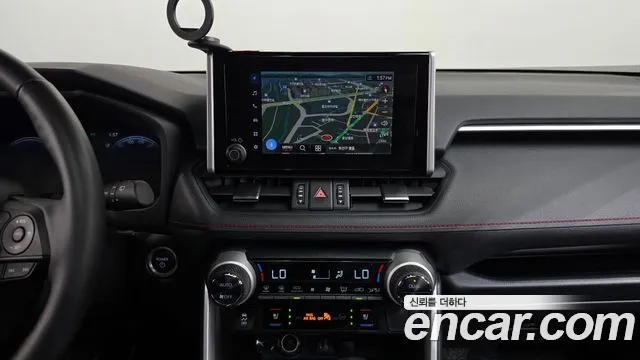 Toyota RAV4 — Фото автомобиля 13