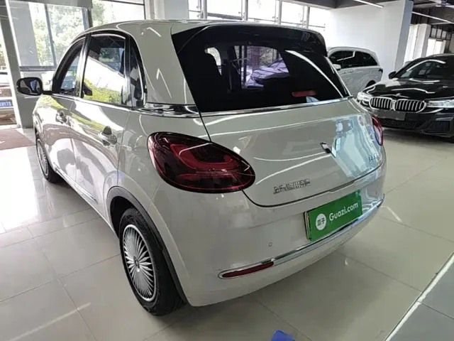 Wuling Bingo — Фото автомобиля 4