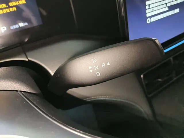 BYD Song L DM-i — Фото автомобиля 13