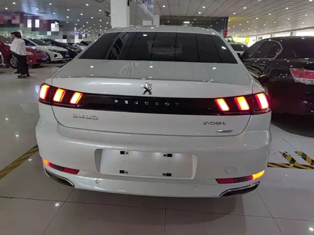 Peugeot 508 — Фото автомобиля 5