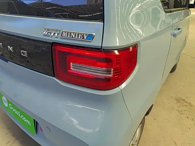 Wuling Hongguang Mini EV — Фото автомобиля 7