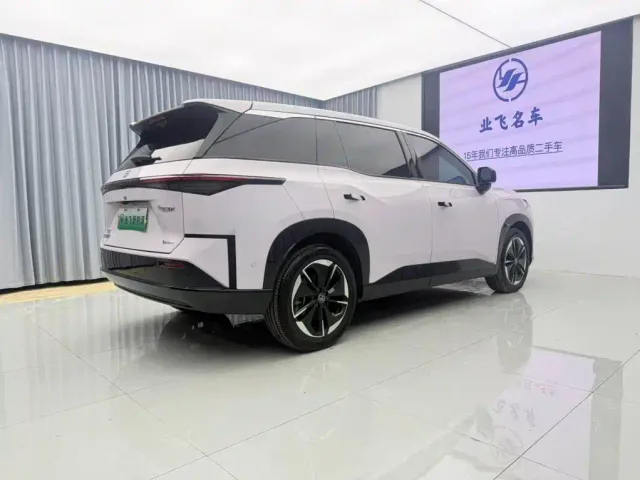 Toyota BoZhi 3X — Фото автомобиля 4