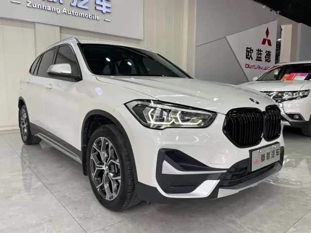 BMW X1 — Фото автомобиля 10