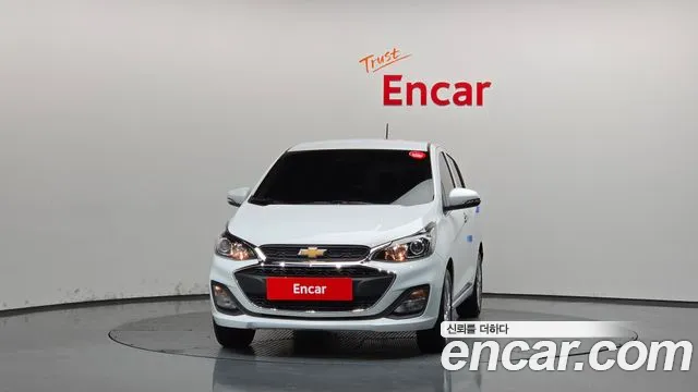 Chevrolet Spark — Фото автомобиля 3