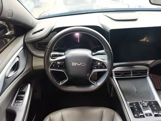 BYD Seal — Фото автомобиля 10