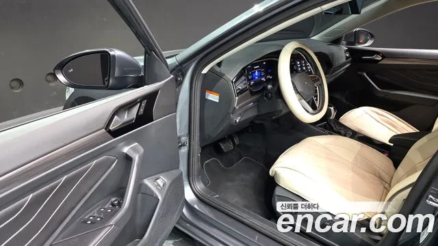 Volkswagen Jetta Jetta 7 поколение 1.5 TSI Premium — Фото автомобиля 10