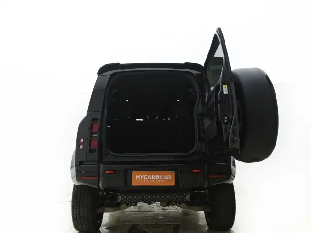 Land Rover Defender — Фото автомобиля 5