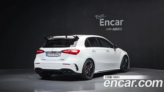 Mercedes-Benz A-Class W177 — Фото автомобиля 2