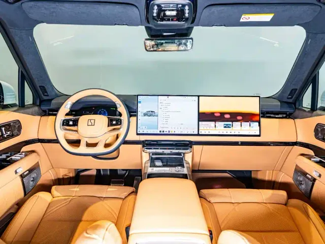 ZEEKR Zeekr 9X 2025 Model Standard — Фото автомобиля 10