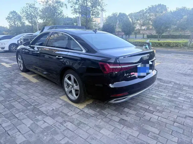 Audi A6L — Фото автомобиля 4