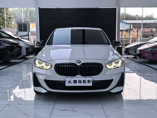 BMW 1 Series — Фото автомобиля 2