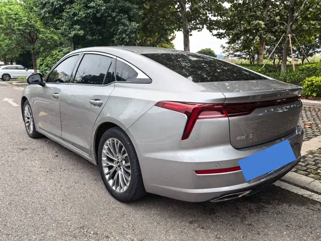 Bestune B70 — Фото автомобиля 4