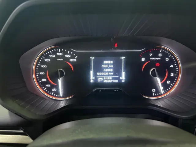 Wuling Jiachen — Фото автомобиля 11
