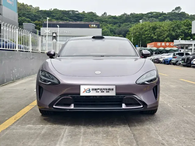 Xiaomi SU7 — Фото автомобиля 2