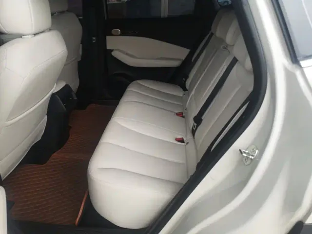 Baojun Baojun Yunhai 2024 140km Plug-in Hybrid — Фото автомобиля 16