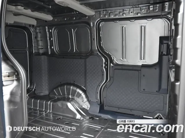 Kia PV5 — Фото автомобиля 12