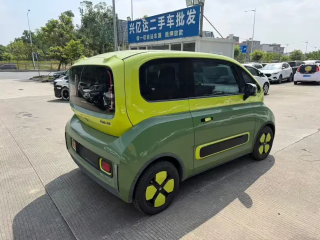 Baojun KiWi EV — Фото автомобиля 8