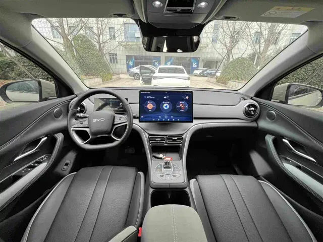 BYD Seal 05 DM-i — Фото автомобиля 7