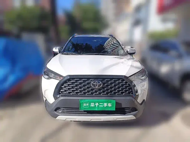 Toyota Corolla Cross — Фото автомобиля 2