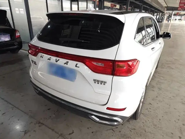 Haval M6 — Фото автомобиля 6