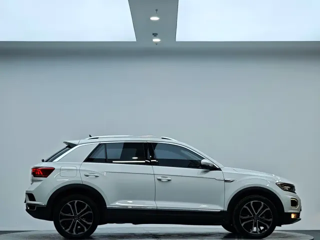 Volkswagen T-Roc — Фото автомобиля 6
