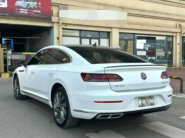 Volkswagen CC — Фото автомобиля 9