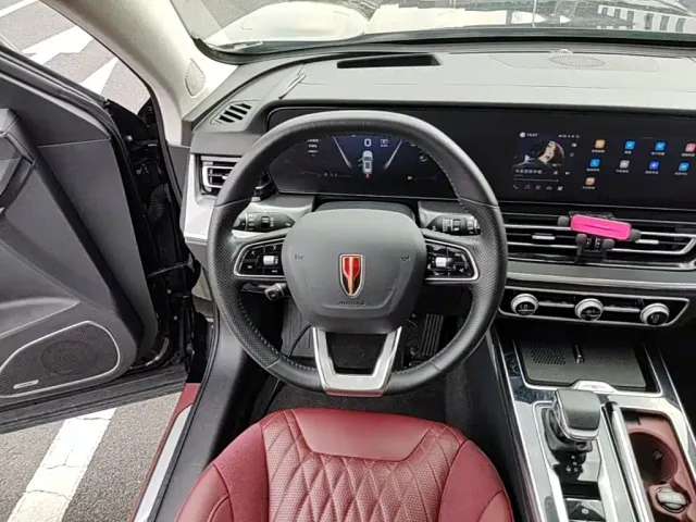 Hongqi HS5 — Фото автомобиля 16