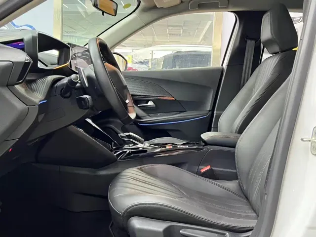 Peugeot 2008 — Фото автомобиля 15