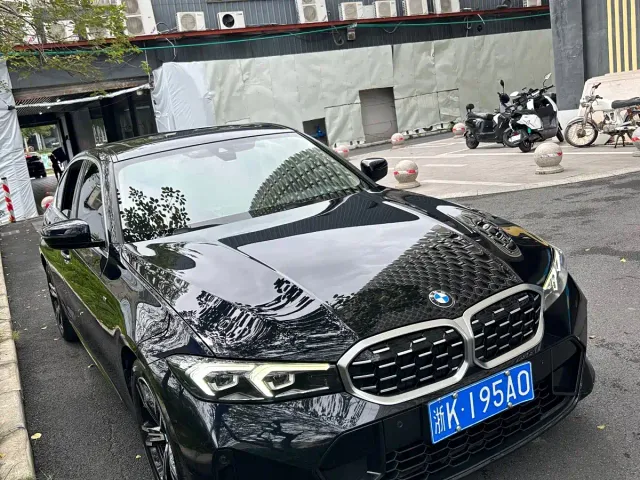 BMW 3 Series — Фото автомобиля 3